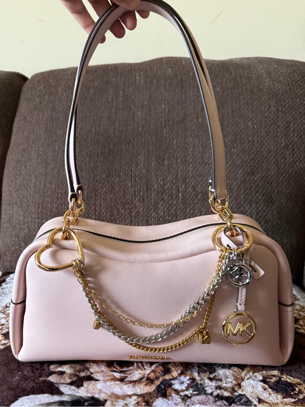 MICHAEL KORS Cecily Medium Shoulder Bag With Detachable Mixed Chain Charms